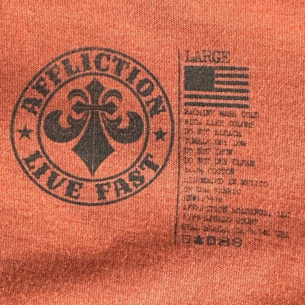 Affliction Women’s Graphic Short Sleeve Criss Cross V-Neck T-Shirt-Size: L -NWT - Picture 10 of 10